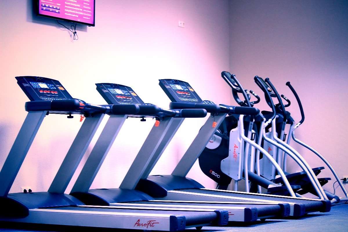 Body gym. Боди Джим фитнес. A Gym Тюмень. Фитнес боди клуб. Зал боди Джим.