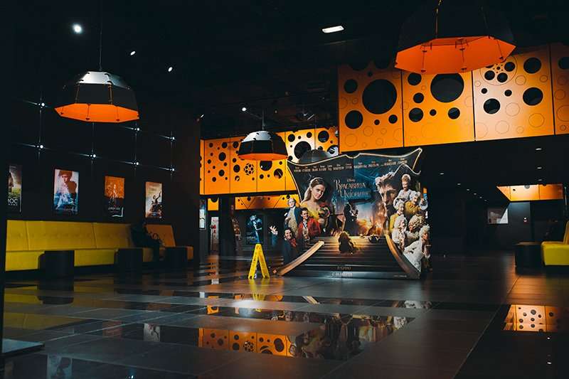 Лазер синема афиша. Кинотеатр лазер Синема. Кино Панама Тюмень кинотеатр. Laser Cinema Тюмень. Кинотеатр лазер Синема Панама Тюмень.